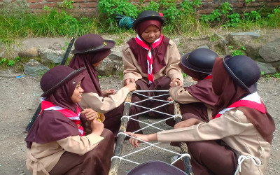 Ramadan Berkarakter: MTs Ma’arif Al Hamid Memaknai Hari Kepanduan Dunia